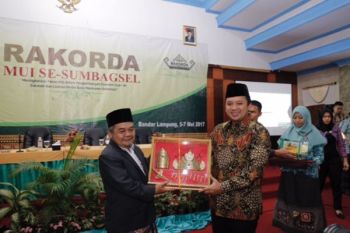Gubernur: Ulama Pilar Utama Pemersatu Bangsa 