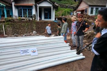 Untidar Bangun Saluran Air Bersih di Daerah Bencana 