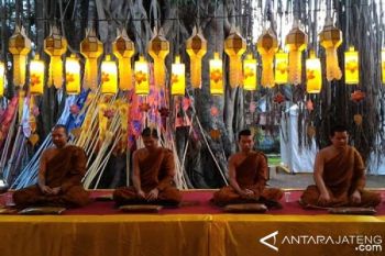 Waisak, Umat Buddha Berdoa untuk Kerukunan Antarmasyarakat 