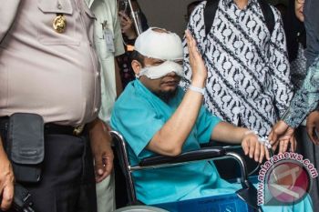Polisi Tangkap AL Terkait Teror Penyiraman Terhadap Novel