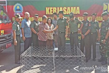 Korem Warastratama Surakarta dan BBWS Perbaiki Irigasi