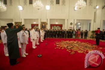 Presiden Jokowi Lantik 5 Gubernur dan Wakil Gubernur