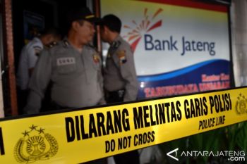 Perampok Bawa Kabur Uang Bank Jateng  Rp150 Juta