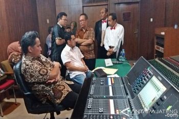 Mendikbud: Setiap Hari Siswa Harus Nyanyikan Indonesia Raya 