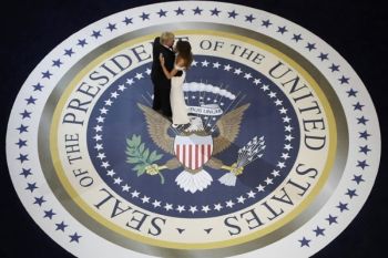 Trump-Arab Saudi Capai Kesepakatan Persenjataan 110 Miliar Dolar Amerika