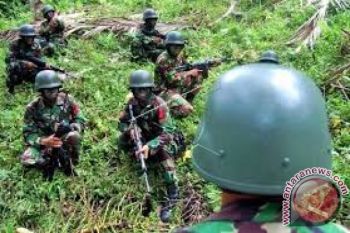 Didik Warga Olah Bahan Daur Ulang