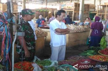 Sidak Pasar Tradisional, Bupati Kebumen Pastikan Harga Sembako Terjangkau