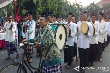 Tradisi Dandangan jadi Paket Wisata 