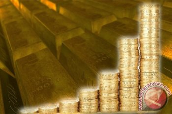 Emas berjangka Jumat pagi ditutup lebih rendah
