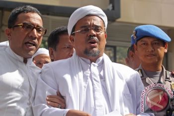 Pengacara Rizieq Datangi Kejati Jabar Bantah Dugaan Provokasi