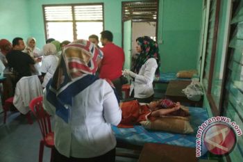 Semen Padang Khitan 300 Anak Kurang Mampu