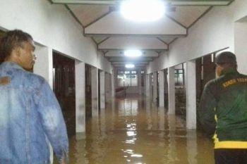 Sebagian Kawasan Sampit Tergenang Akibat Hujan Deras 