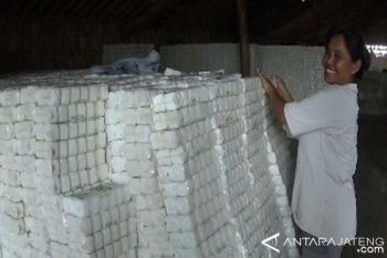 Produsen Garam di Pati Terpaksa Impor Bahan Baku 