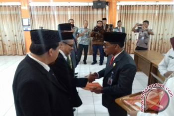 Tujuh Pejabat Eselon III BKKBN Sultra Dimutasi