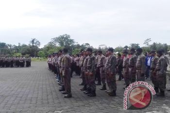 Ratusan aparat bersiaga di Kantor Sentral Pemerintahan Mimika 