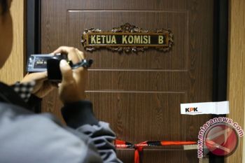 Pimpinan Fraksi DPRD Jatim Bantah Ditangkap KPK