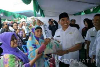 Pasar Murah Ramadhan Kota Malang Diserbu Warga (Video)