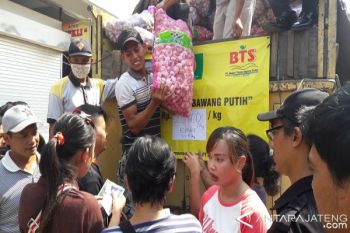 OP, Magelang Digelontor 8 Ton Bawang Putih