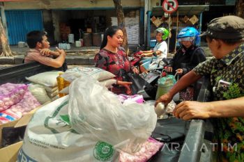 Bulog: Minat Warga Bojonegoro Membeli Komoditas Stabil