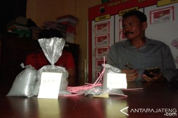 Penjual Bubuk Petasan via Facebook Dibekuk Polisi