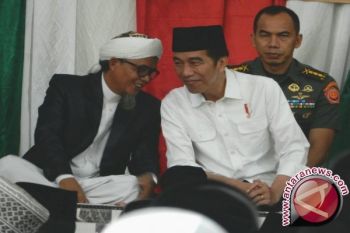 Jokowi telepon Syekh Tamim dan Erdogan bahas Qatar