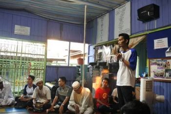 "Kampung Dugdug" Digelar di Kampung Literasi Bantaran Sungai Kahayan
