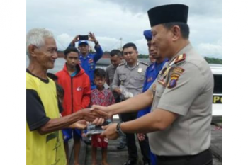 Kapolres Kotim Sambangi Masyarakat Pesisir Jaga Kamtibmas