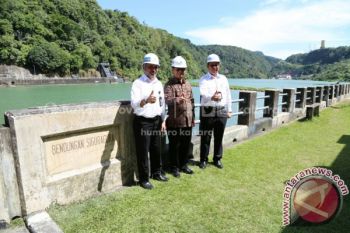 Dorong Percepatan Pembangunan PLTA