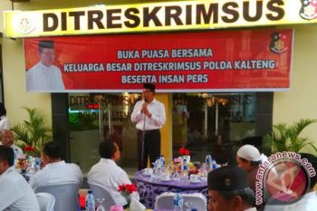 Ditreskrimsus Polda Kalteng Buka Puasa Bersama dengan Insan Pers
