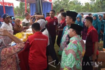 Madiun Gelar Pasar Murah Warga Kurang Mampu