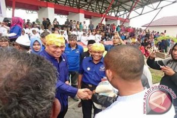 5.000 Warga Miskin Donggala Terima Paket Sembako 
