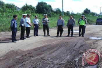 Polres Kotim Periksa Kondisi Jalan Jalur Mudik Darat