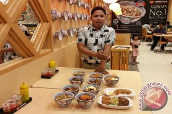 Yoshinoya telah bersertifikat halal dari MUI