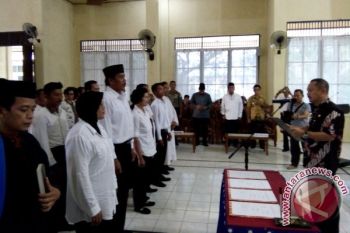 Bupati Barsel Lantik BPD Empat Desa