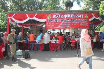 Bupati: Pasar Murah Membantu Warga Kurang Mampu 