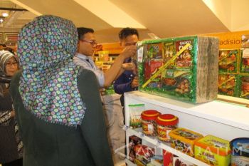 Harga Bawang Putih di Pasar Swalayan Kediri Rp60 ribu/kg (Video)