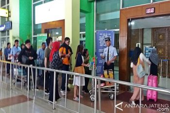 Arus Mudik di Bandara Adi Soemarmo Meningkat