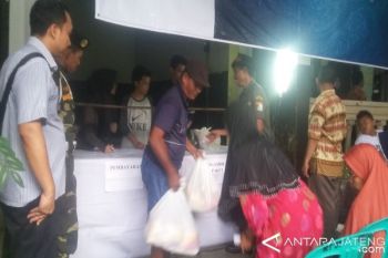 Harga Komoditas Pokok di Semarang Stabil