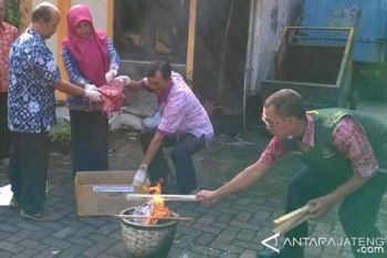 Petugas Temukan 3 Kilogram Daging Tak Layak Konsumsi 