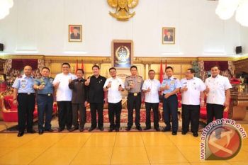 Gubernur Evaluasi Stabilitas Ekonomi Politik Keamanan Sulsel 