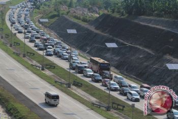 H-3, Kepadatan Gerbang Tol Palimanan Naik 300 Persen