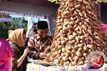 Polres Lombok Barat Atensi Perayaan Lebaran "Topat" 