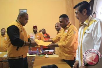 Mantan pemain Persipura Jayapura daftar cabup Biak Numfor 