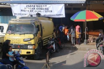 TSL Operasi Pasar Minyak Goreng Di Palu
