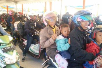  Kendaraan Bermotor Padati Pelabuhan Bakauheni 