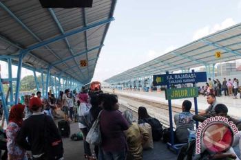 Pemudik dari Palembang Kehabisan Tiket KA