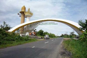 Warga Kabupaten Way Kanan Berharap Jalan Bagus  