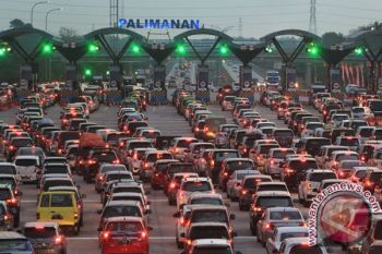 Pengguna Tol Keluhkan Kemacetan Jelang Tempat Beristirahat