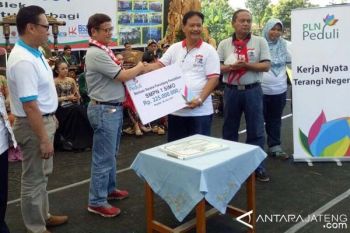 PLN Salurkan Bantuan untuk Pendidikan