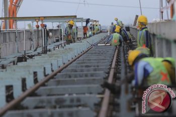Legislator: LRT ditargetkan uji coba awal 2018